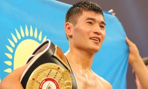 Казахстанский боксер победил экс-чемпиона мира с 34 нокаутами