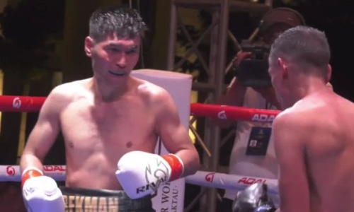 Видео боя казахстанского боксера с бывшим чемпионом мира с 34 нокаутами