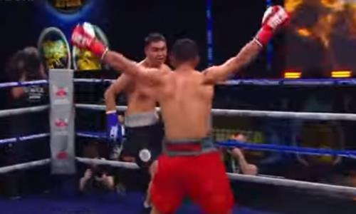 Непобежденный казахстанский боксер без капы устроил рубку с россиянином и проиграл впервые в карьере. Видео