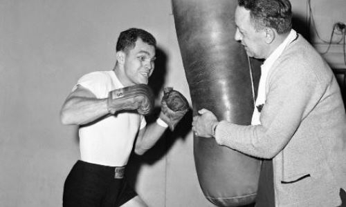 Умер бывший чемпион мира и член Международного зала боксерской славы