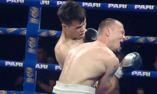 Непобежденный казахстанский боксер убойным апперкотом нокаутировал соперника. Видео 