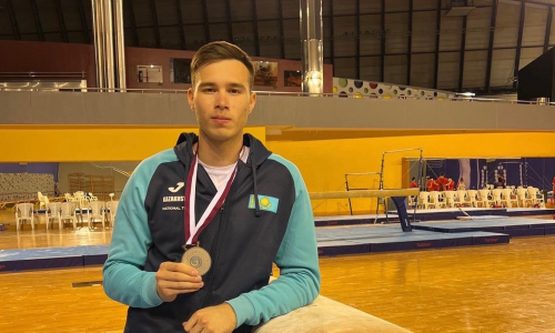 Казахстанец завоевал «серебро» чемпионата Азии