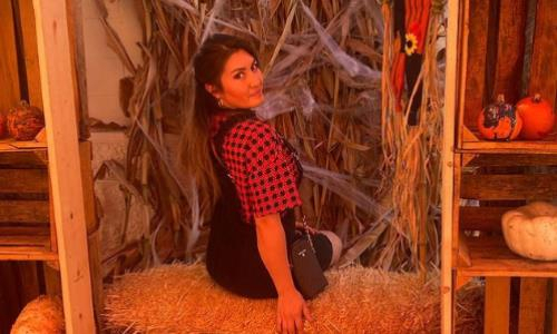 «Классно провели время!». Казахстанская боксерша зажгла в мини-юбке после победы в титульном бою. Фото