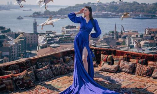 Сабина Алтынбекова показала чувственные фото