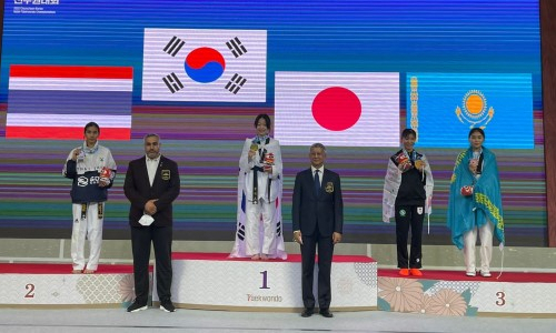 Казахстанская таеквондистка завоевала медаль на чемпионате Азии