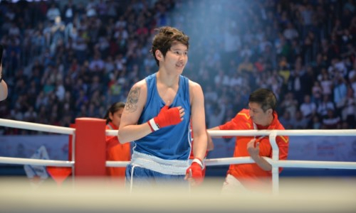 Двукратная чемпионка мира по боксу из Казахстана после фиаско на ЧМ-2022 захотела выступить в ММА