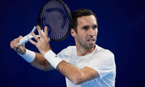 Казахстанец неудачно стартовал в основном раунде Уимблдона после победы в квалификации