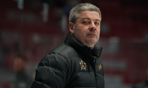 Решилась судьба экс-наставника «Сарыарки» в клубе КХЛ