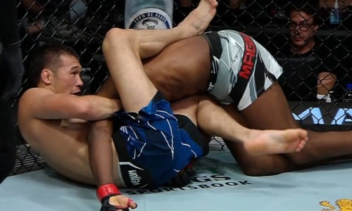 «Был бы на вершине мира». Шавкату Рахмонову указали на единственный недостаток в UFC