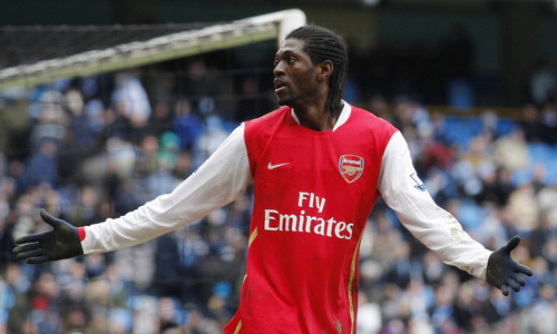 «Был немного странным». Эммануэль Адебайор рассказал о поведении экс-игрока «Кайрата» в «Арсенале»