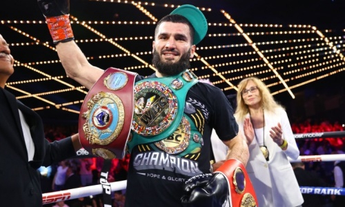 «Я никогда не видел такого». Легендарный промоутер Алимханулы предрек великое наследие Бетербиеву