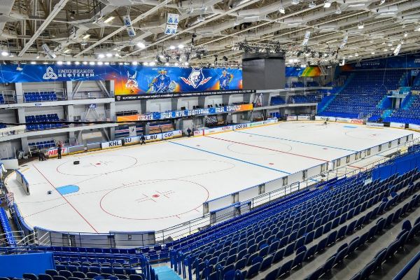 Соперник «Барыса» по конференции КХЛ перешёл на «канадскую» площадку. Фото