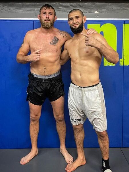 Чимаев показал фото актуальной формы