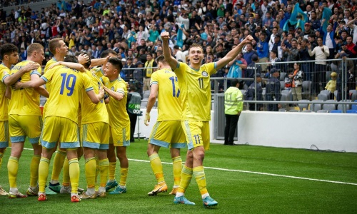 Игрок сборной Казахстана креативно отреагировал на свой трансфер в европейский клуб. Фото