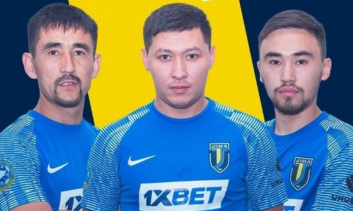 Амирсеитов и Турысбек официально определились с новым клубом