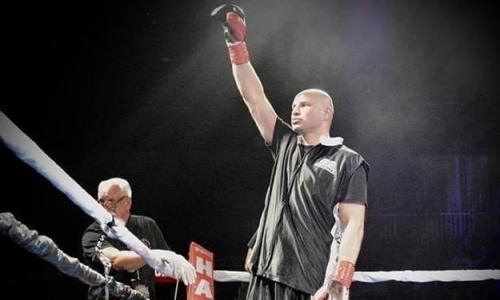 Нокаутер-супертяж из Казахстана ворвался в топ рейтинга WBA