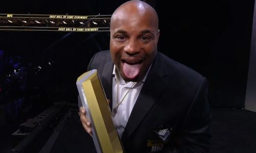 Легенда UFC спустя годы признался в обмане на взвешивании титульного боя