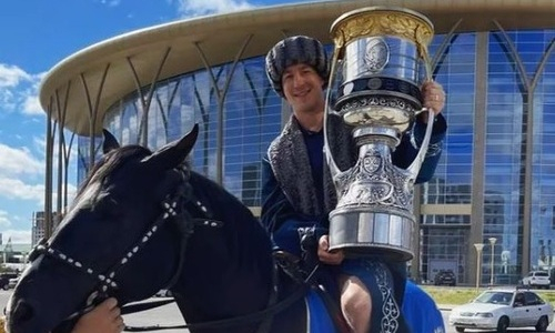 В России отреагировали на «казахское» фото Даррена Дица