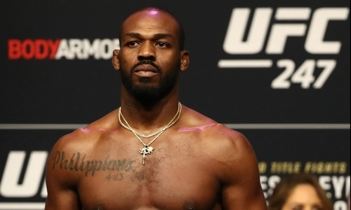 Джон Джонс вступил в перепалку с двумя чемпионами UFC