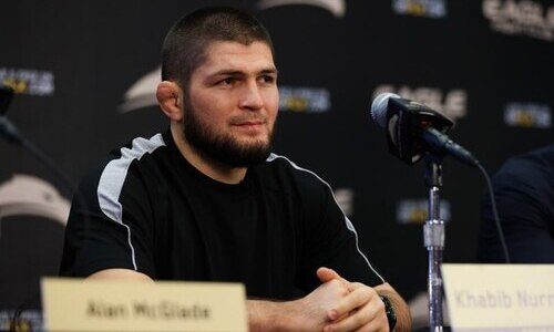 Титулованный казахстанский боец получил нового соперника в промоушне Хабиба