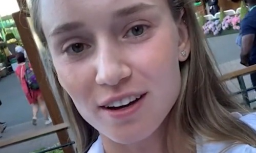 Рыбакина записала видеообращение к фанатам после победы на Уимблдоне