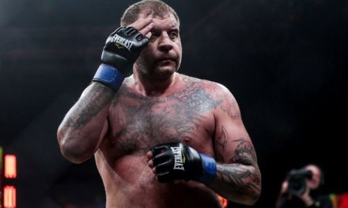 «Жесткий конфликт». Александр Емельяненко подрался на улице с известным российским бойцом. Видео