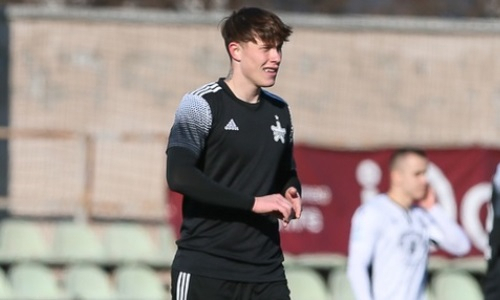 Европейский клуб казахстанского форварда пробился в следующий раунд Лиги Чемпионов