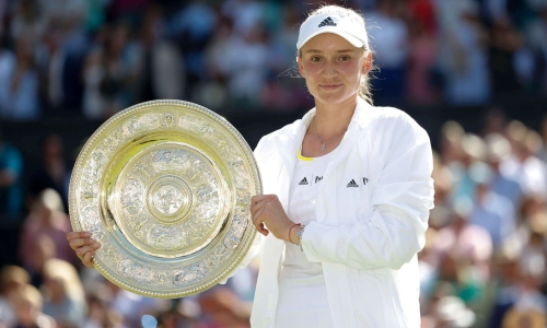 «Не привлекло бы такого внимания». Найдена причина спора вокруг Рыбакиной после победы на Уимблдоне