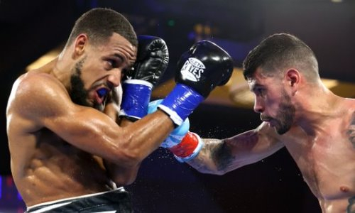 Скандальный обидчик казахстанского боксера потерпел первое поражение в карьере. Видео