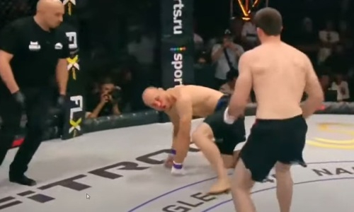 Экс-чемпион из Казахстана нокаутом прервал победную серию на глазах у Хабиба