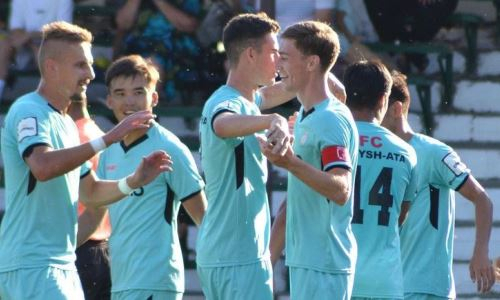 Тащит к чемпионству. Казахстанский капитан зажег за рубежом в матче с покером и тотальным разгромом. Видео