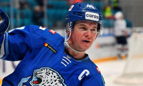 «В Казахстане считался легендой». Уход Романа Старченко из «Барыса» вызвал недоумение в России