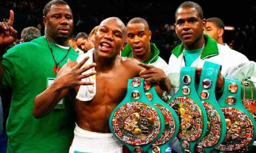 Самый богатый боксер мира порадовал малыша-наследника эксклюзивным подарком. Фото и видео