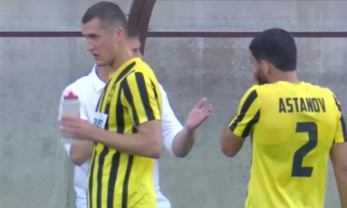 Закончился первый тайм матча «Кишварда» — «Кайрат» в Лиге Конференций