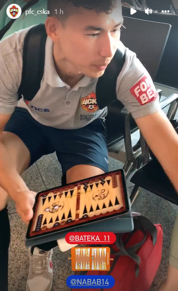 Зайнутдинов «зарубился» с ветераном ЦСКА. Фото