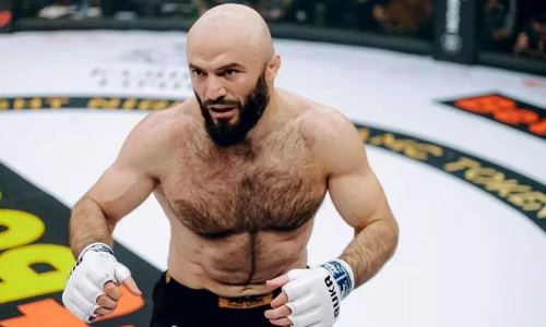 Как быстро убрать живот. Магомед Исмаилов показал бесплатный лайфхак. Видео