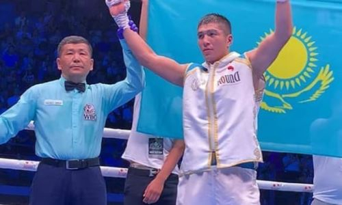 Непобежденный казахстанский боксер сразится с экс-чемпионом WBC, WBA и WBO