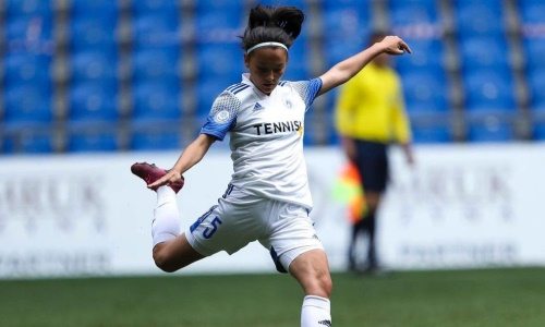 «Это вообще как понимать?» Футболистка сборной Казахстана возмутилась неравенством зарплат в мужских и женских командах