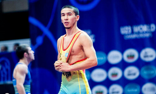 Казахстан выиграл медаль в борьбе на Исламиаде