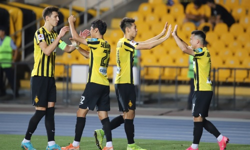 «Кайрат» разгромом решил судьбу двух клубов в Кубке Казахстана