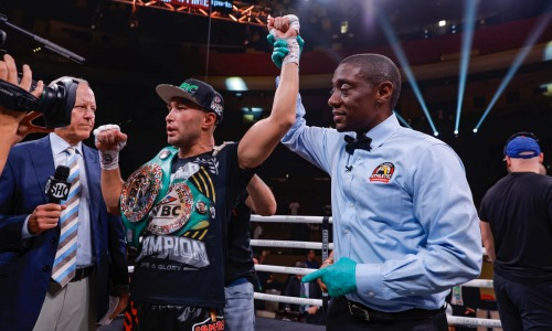 «Устроили жёсткий слагфест». Досрочную победу боксера из Казахстана оценили в Европе