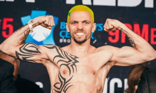 Скандальный украинский боксер анонсировал бой с Ломаченко