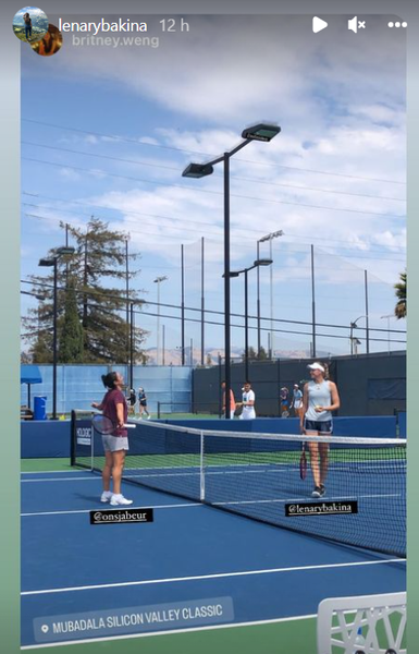 Рыбакина встретилась с соперницей по финалу Уимблдона. Фото