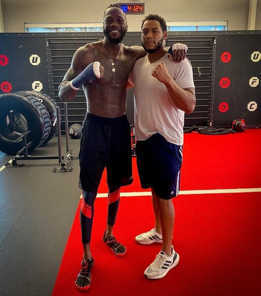 Похудевший Уайлдер показал фото актуальной формы