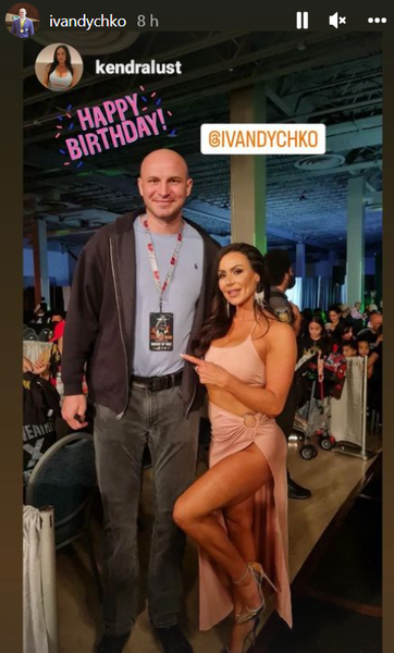 Порноактриса обратилась к известному казахстанскому боксеру