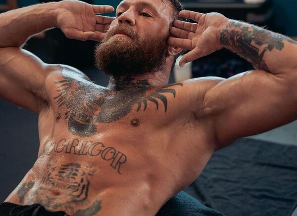 Подготовка к бою? Макгрегор показал фото актуальной формы