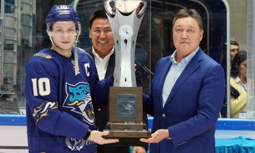 «Попробуй пробейся». Андрей Скабелка оценил шансы Никиты Михайлиса на НХЛ