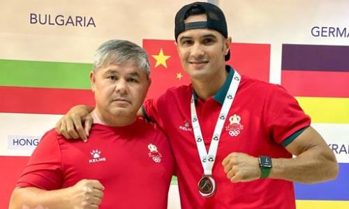 Бывший тренер сборной Казахстана по боксу нашел работу в Африке