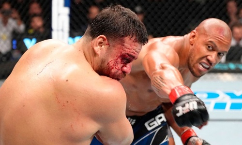 Видео полного боя Ган — Туиваса с избиением и жестоким нокаутом в UFC