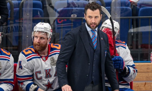 «Соперники вообще не создают моменты пять на пять». Наставник СКА оценил победу над «Барысом»